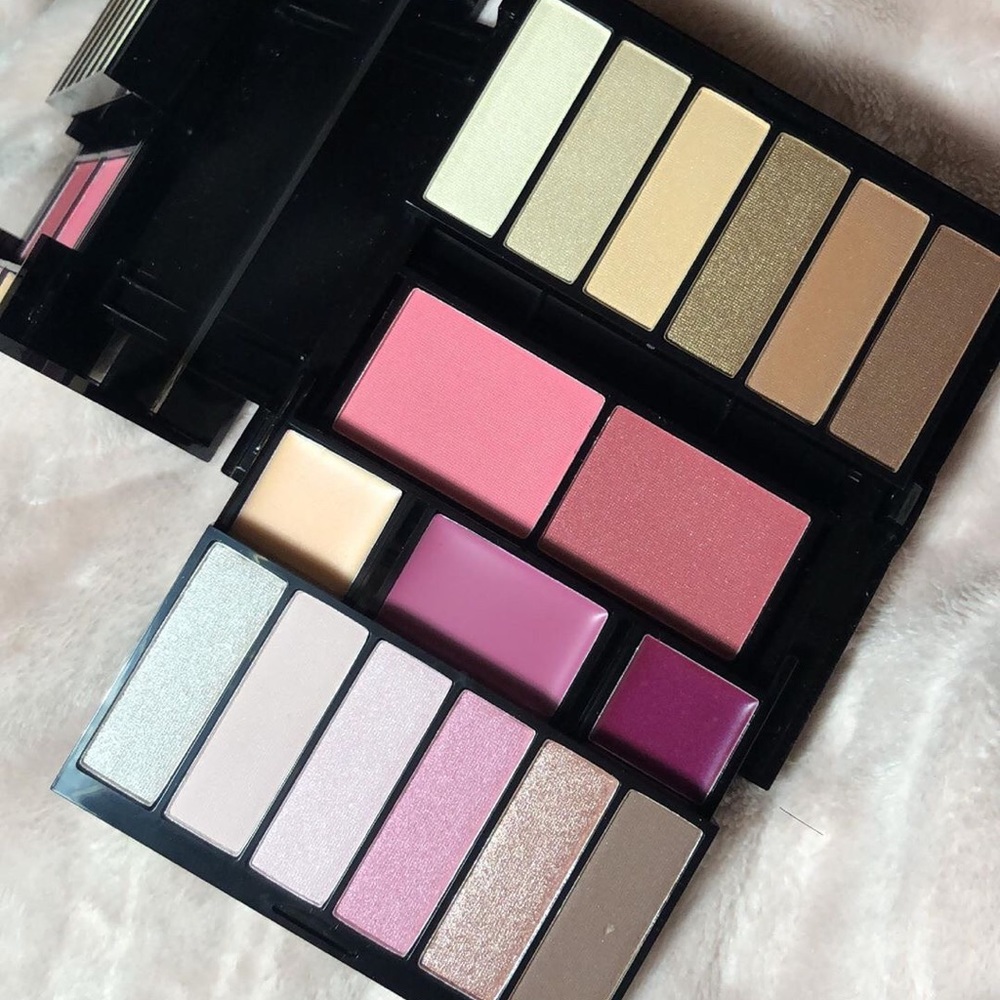 Adore Me Makeup